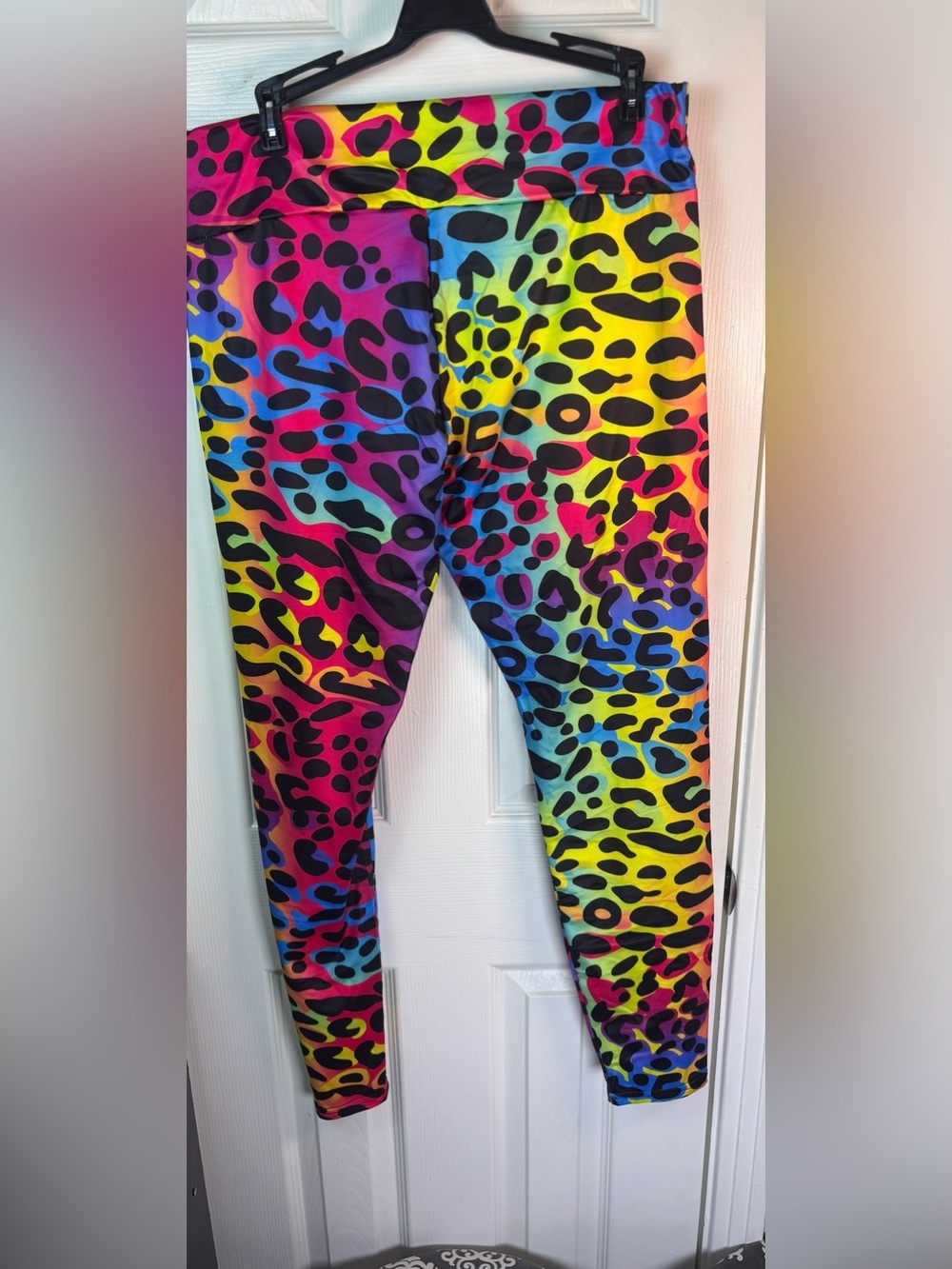 Women's Rainbow Leopard Print Leggings - Vibrant Multicolor - Picture 4 of 12